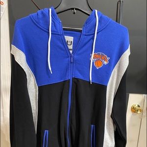 N Y KNICKS LIGHT JACKET